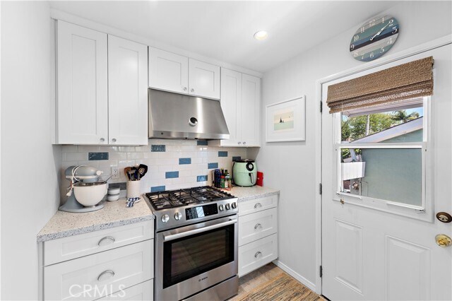 Building Photo - 1016 Catalina St