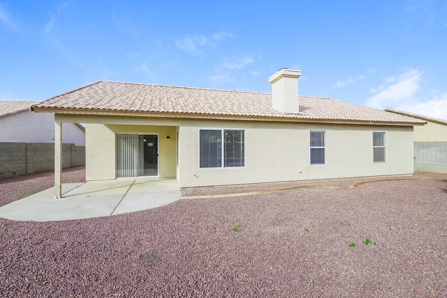 Building Photo - 6417 N 81st Dr