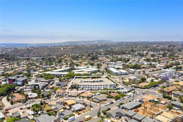 Building Photo - 6679 Linda Vista Rd