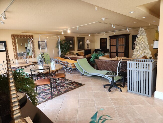 Building Photo - 1000 Spanish River Rd