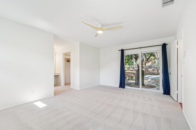 Building Photo - 2505 Comburg Castle Way