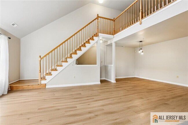 Building Photo - 624 Brickhouse Rd