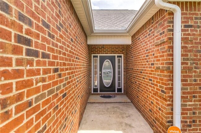 Building Photo - 104 Bryce Dr