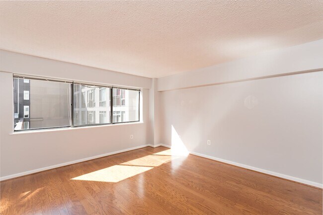Building Photo - 1225 13th St NW
