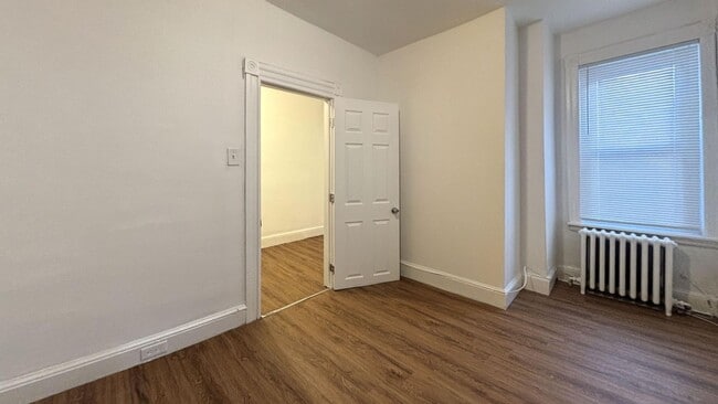 Building Photo - Charming 3-BR Updated West Philly Row Home