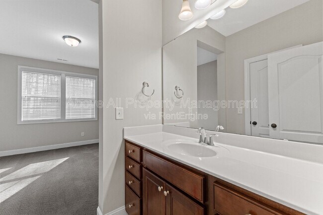 Building Photo - 3828 Hickory Manor Dr