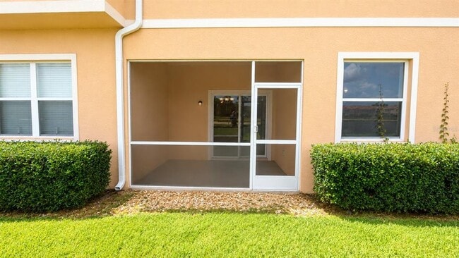 Building Photo - 3696 Parkridge Cir
