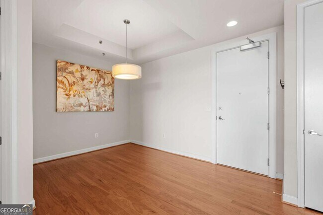 Building Photo - 711 Cosmopolitan Dr NE