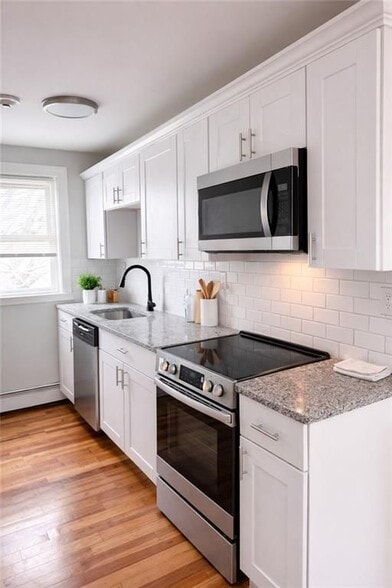 Building Photo - 308 State St