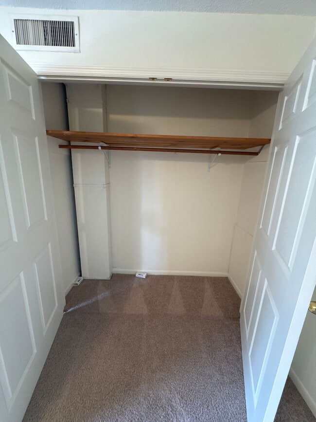 Building Photo - 523 A Dawson Ln