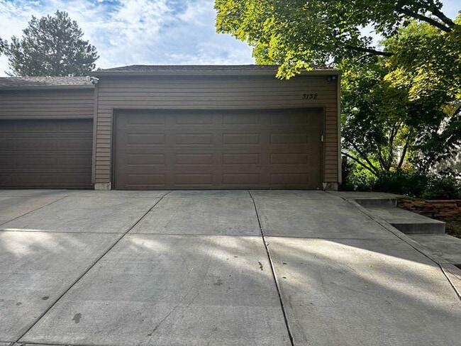 Building Photo - Location - Location - Location! Right betw...