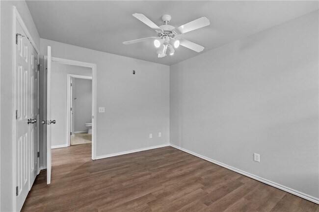 Building Photo - 1667 Evening Shade Dr