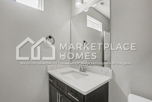 Building Photo - 171 Arbor Lp