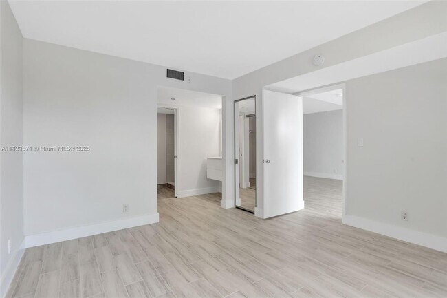 Building Photo - 4091 Cypress Reach Ct
