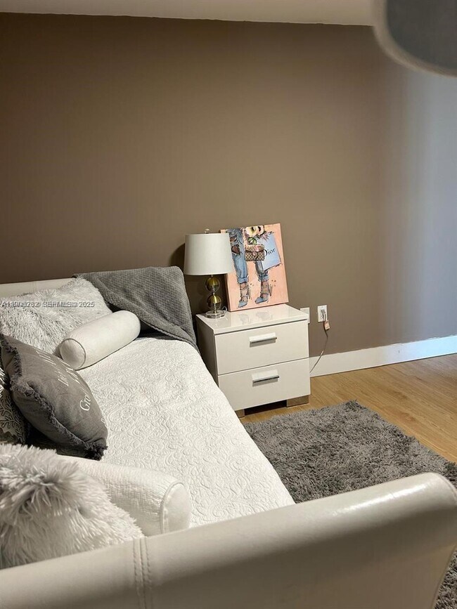 Building Photo - 50 Biscayne Blvd