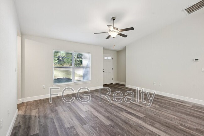 Building Photo - 10687 N Adler Dr