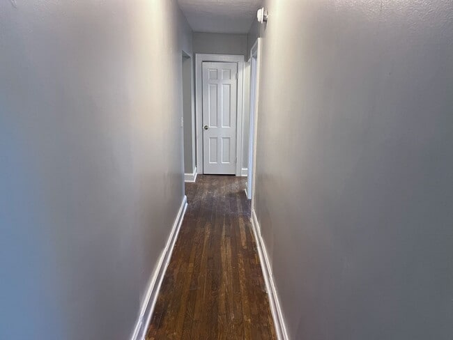 Building Photo - 419 Belmont Ave