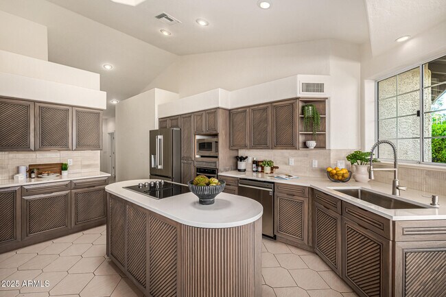 Building Photo - 15848 E Brodiea Dr
