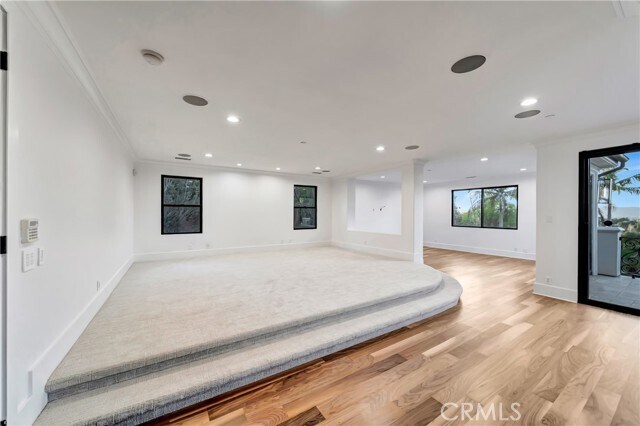 Building Photo - 4165 Elm View