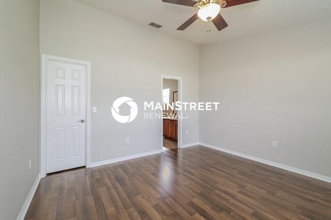 Building Photo - 3 Bedroom Pet-Friendly Home in Davenport, FL with Main Street Renewal