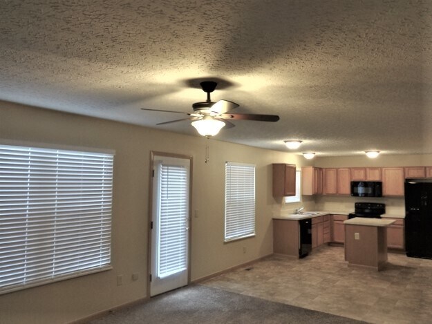 Building Photo - 3182 Cumberland Woods Dr