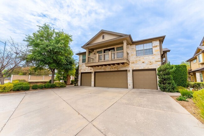 Building Photo - Stunning North-Austin  2/2.5 Home