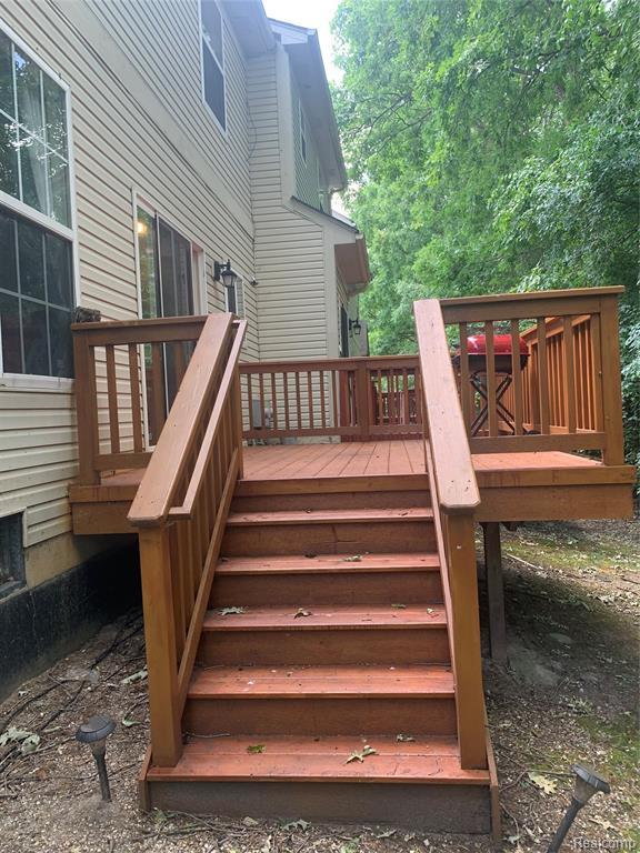 Building Photo - 38391 Churchill Ln