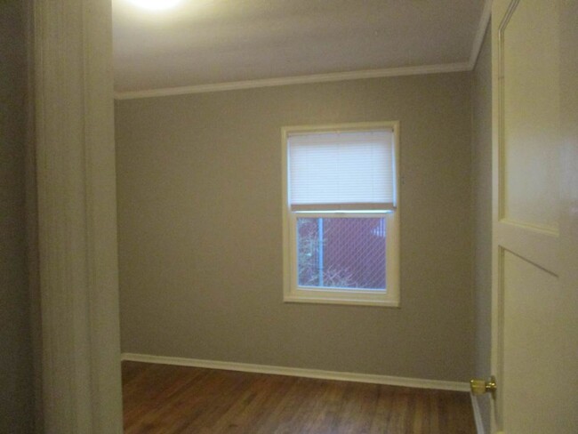 Building Photo - *MOVE IN SPECIAL $575 Off 1ST MONTH RENT