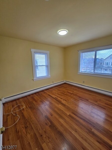 Building Photo - 5 Bay Ave