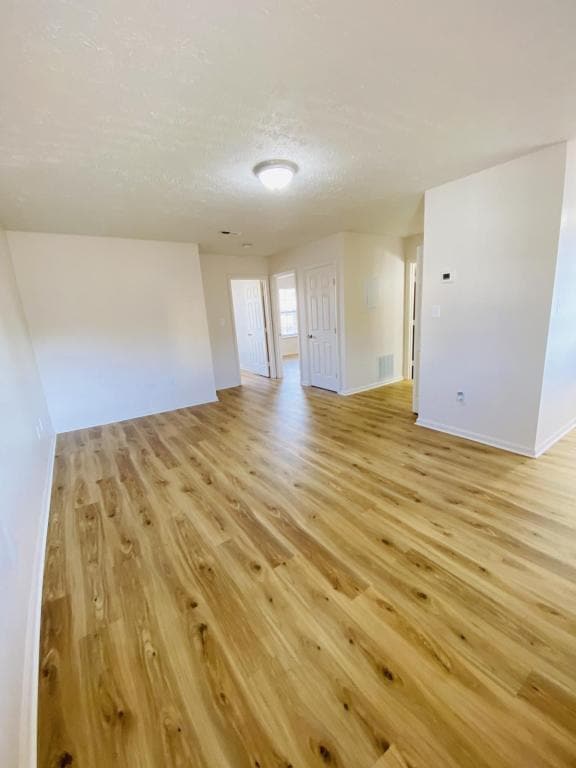 Building Photo - 431 Garden City Dr