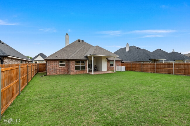 Building Photo - 304 Prien Lk Lp