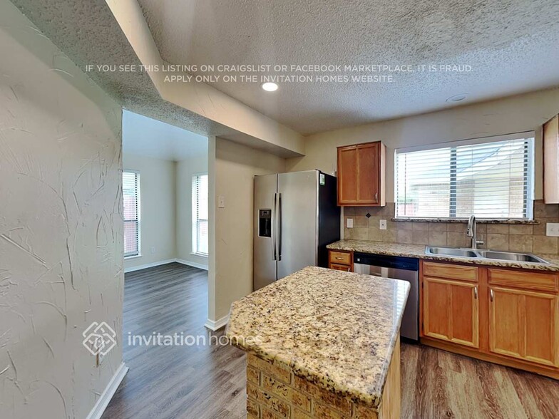 Building Photo - 2113 Stein Way