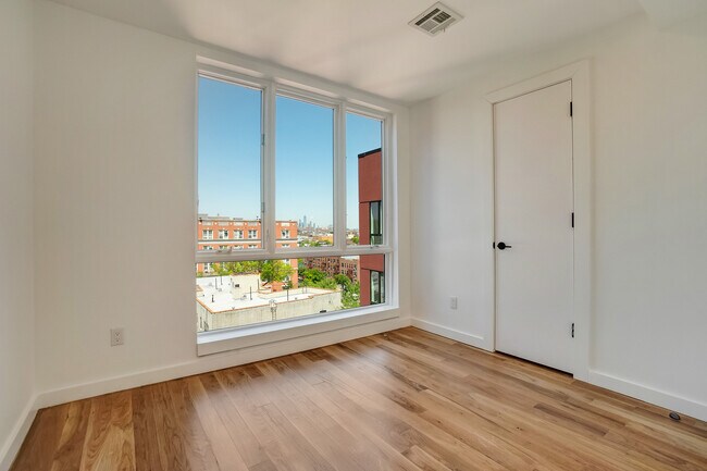 Building Photo - 1515 Park Pl