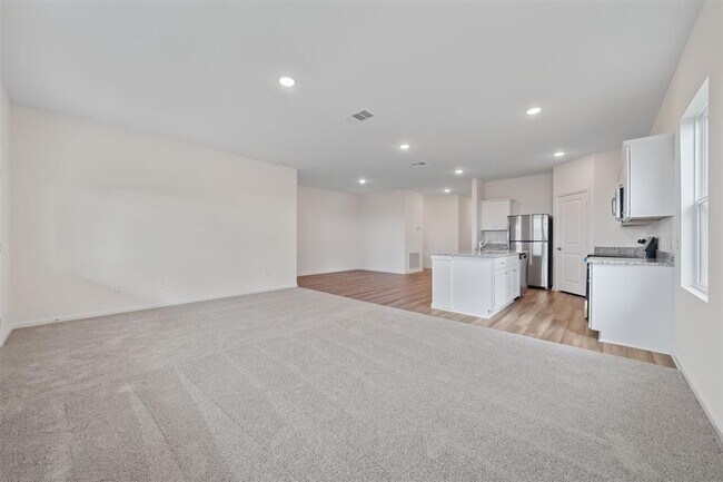 Building Photo - 31278 Williams Lndg St