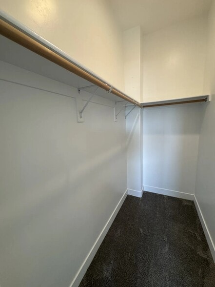 Building Photo - 67 S Walker Ln
