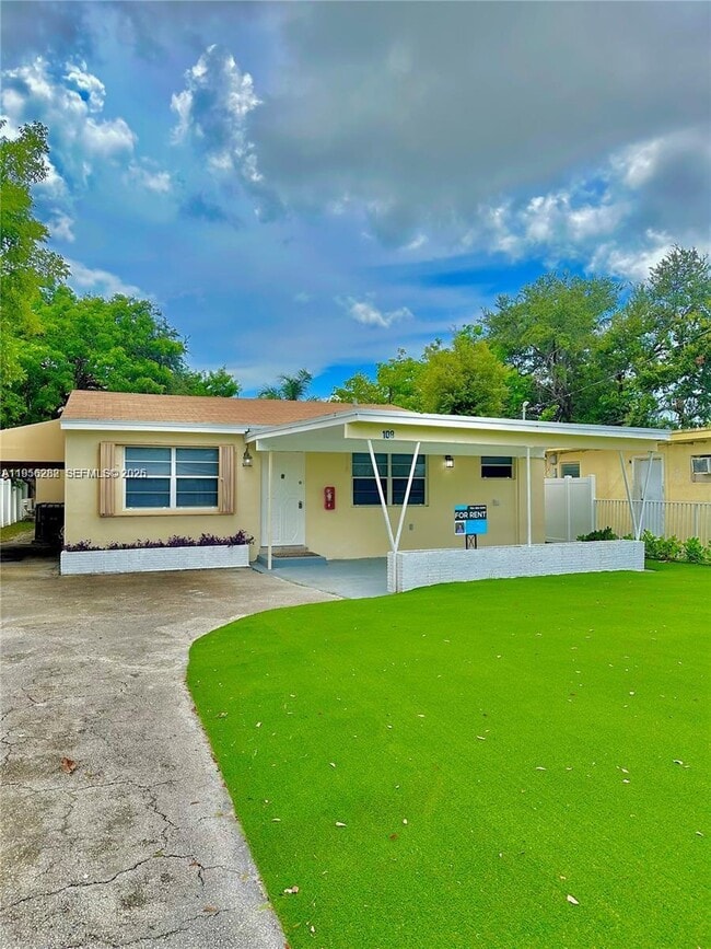 Building Photo - 108 NW 3rd Ave