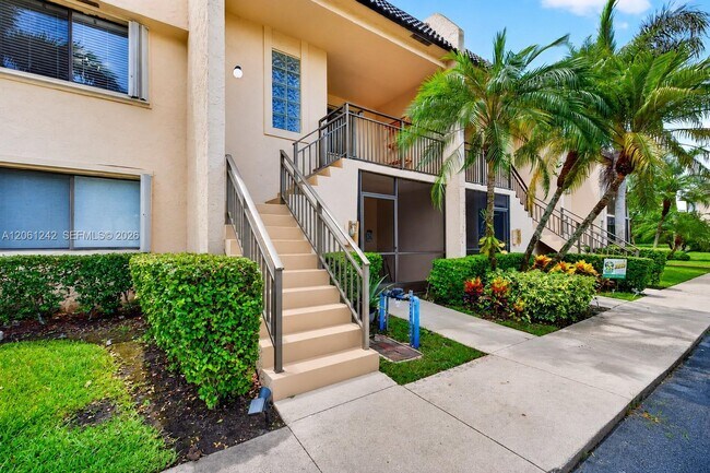 Building Photo - 16431 Blatt Blvd