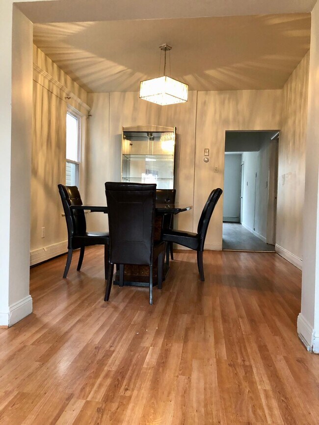 Building Photo - 172 Virginia Ave