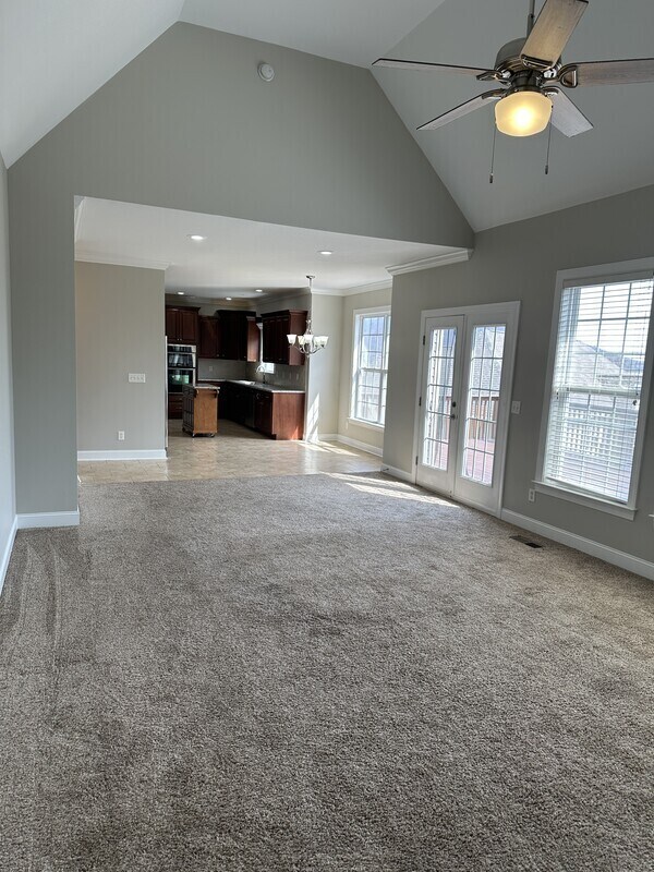 Building Photo - 5511 Ginkgo Rd