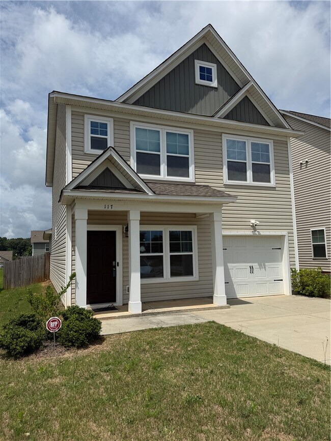 Building Photo - 117 Weaver Way