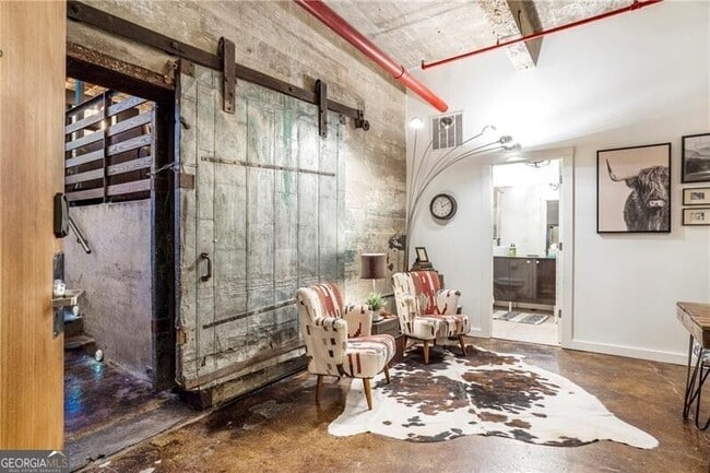 Building Photo - 650 Glen Iris Dr NE