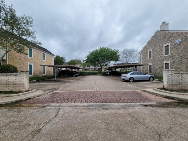 Building Photo - 2808 Grants Lake Blvd