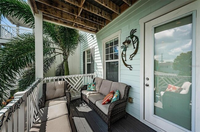 Building Photo - 7004 Grevilla Ave S