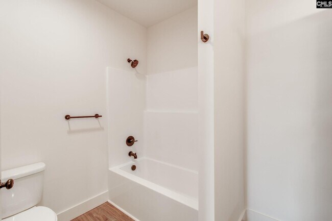 Building Photo - 2516 Richland St