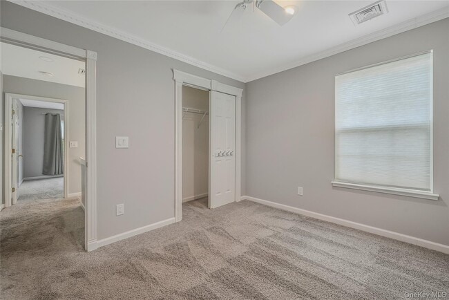 Building Photo - 23 Terrace Ln