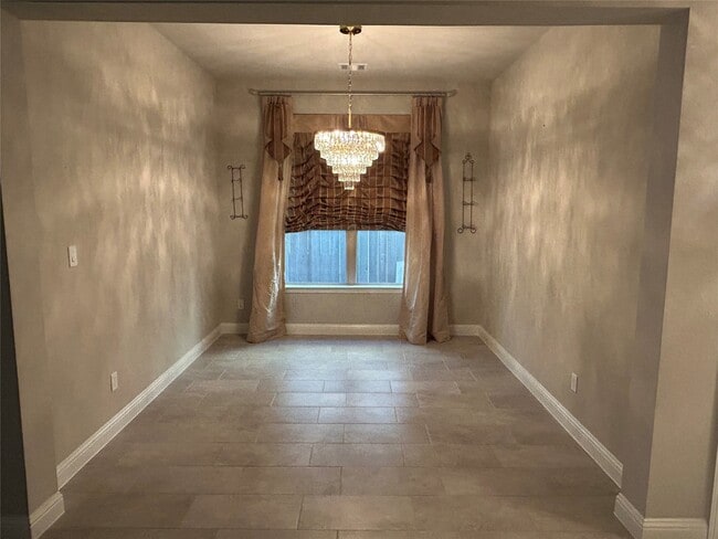 Building Photo - 326 Summer Landing Ct