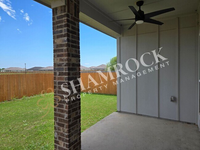 Building Photo - Park Meadows Subdivision