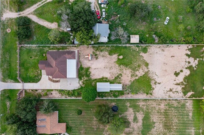 Building Photo - 23790 N Val Verde Rd