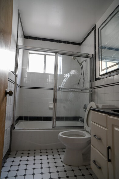 Bathroom - 125 Palm Ave