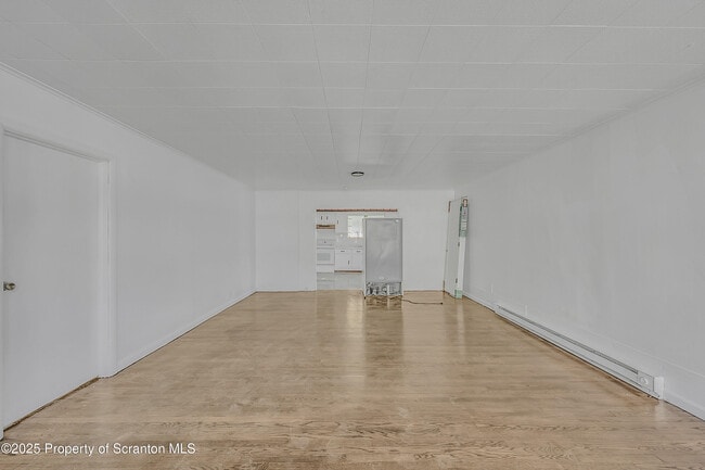 Building Photo - 53 Sobieski St